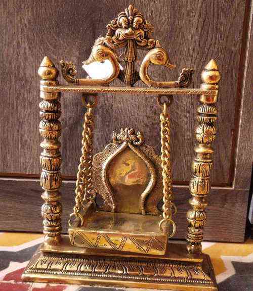Brass Jhula