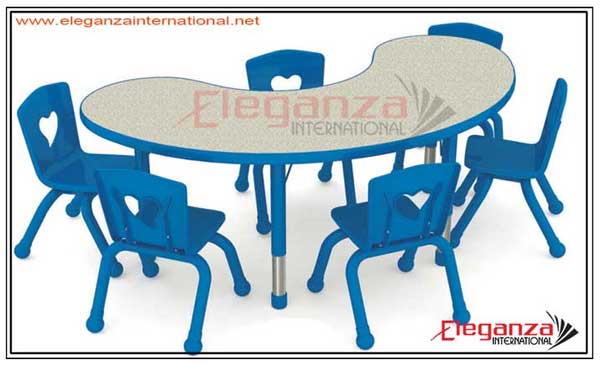 Nursery Group Desk