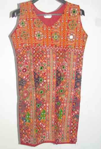 Hand Embroidered Ethnic Wear