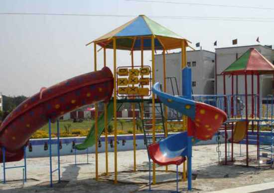 Playground Equipment - Multi Play Station