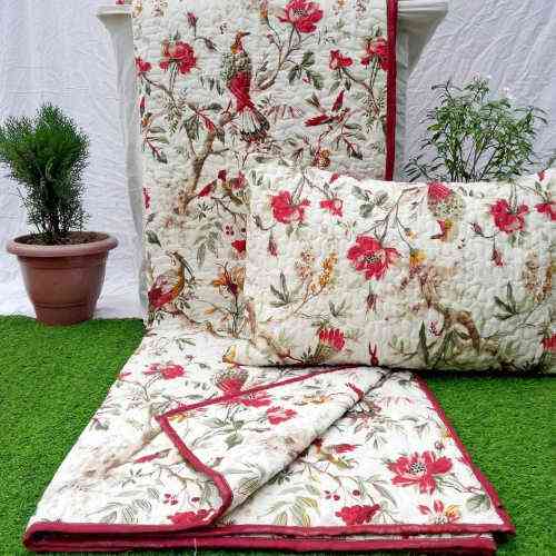 Quilted Comforter with Pillow Covers