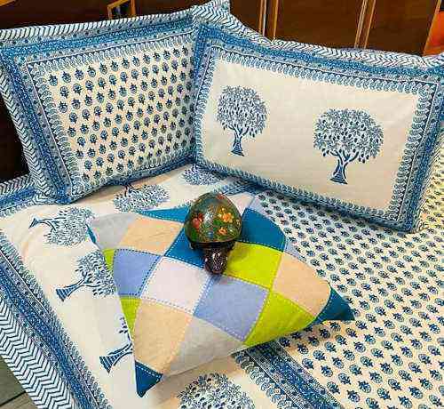 SRC Creations - Manufacturers, Exporters of Bed Sheets and Bed Linen in Delhi, 