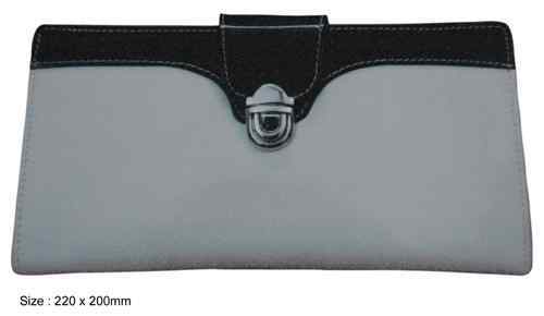 Leather clutch bag for women