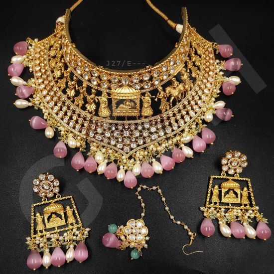 General Shingar House - Manufacturers of Bridal Jewellery Sets in Delhi, 