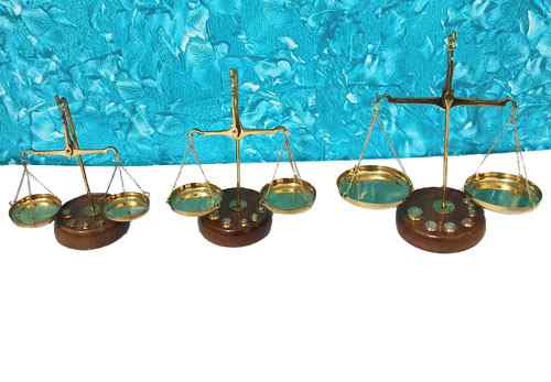 Brass Handicrafts Taraju Set