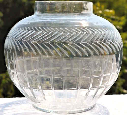 Chandra Glass House - Manufacturers of Home Decorative Items in Firozabad, Uttar Pradesh,