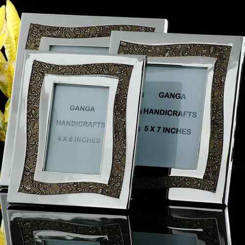 Ganga Exports - Manufacturers of Wooden Photo Frame in Moradabad, Uttar Pradesh,