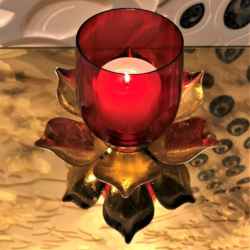 Flower Shape Candle Holder
