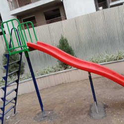 Playground Stand Alone Single Wave Slide in Noida