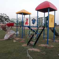 Playground Multi Slide Play Center