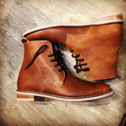 Handcrafted Leather Boots for Men in Delhi
