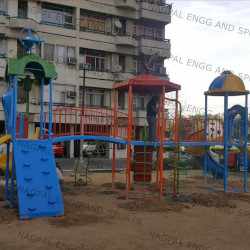 LLDPE Adventure Multiplay Playground Equipment