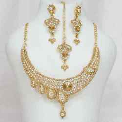 Artificial Jewellery in 