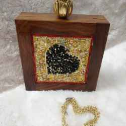 Wood Hand Clutch