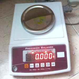 Analytical Weighing Scale Balance 600g in Pune