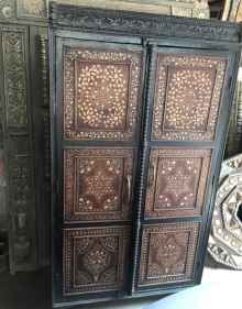 Antique Wooden Handicrafts Almirah