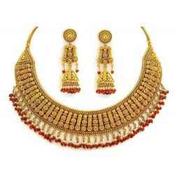 Artificial jewellery in 