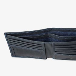 Leather wallet in 
