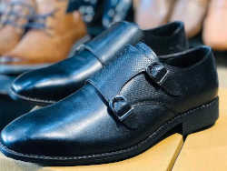 Wagh Footwear
