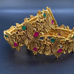 Radha Krishna Bangles