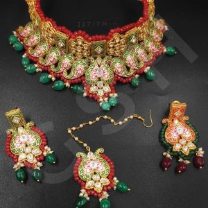 Kundan Jewellery Set