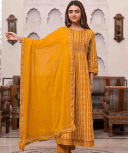 Ladies Suit Wholesaler in Surat