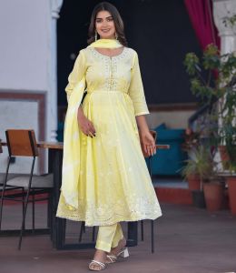 3 Piece Ladies Suit Set