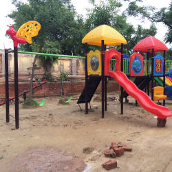 Playground Slide and Swing Play Station in Delhi
