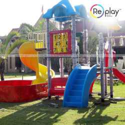 Multi-user LDPE Playground Slide in Nagpur