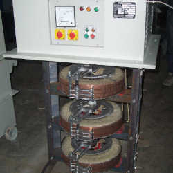 15 KVA Three Phase Servo Voltage Stabilizer in 