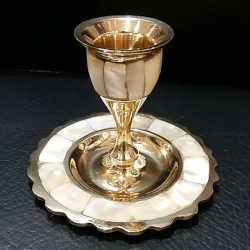 Brass Shell Candle Holder in Moradabad